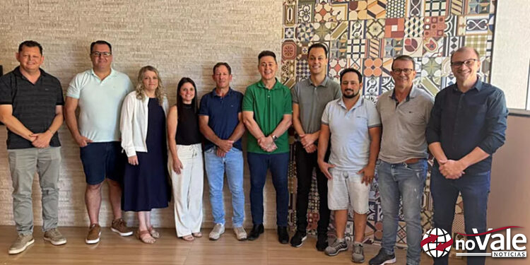 Prefeito Vanderlei Weber anuncia nomes dos secretários para a gestão 2025/28 em Piratuba