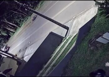 Homem descumpre medida protetiva e colide em moto de ex-companheira em Capinzal