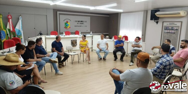 Coordenador de infraestrutura e mobilidade regional se reúne com vereadores de Zortéa