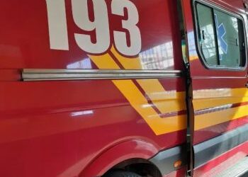 Queda de motocicleta deixa jovem levemente ferido na SC 150
