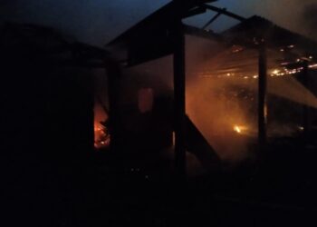 Incêndio destrói garagem no interior de Jaborá