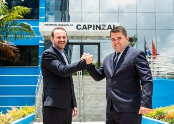 Aguinaldo Paggi e Tiago de Oliveira Luz tomam posse em Capinzal para a gestão 2025-2028