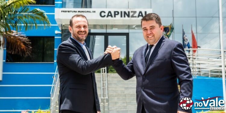 Aguinaldo Paggi e Tiago de Oliveira Luz tomam posse em Capinzal para a gestão 2025-2028