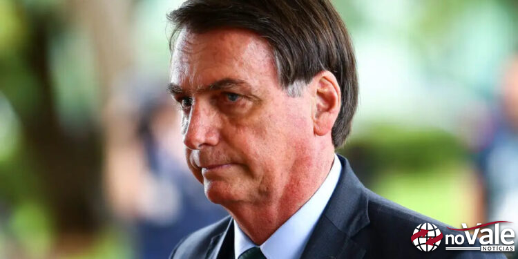 PGR denuncia Bolsonaro e mais 33 por tentativa de golpe de Estado