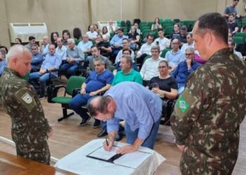 Prefeito Aguinaldo Pedro Paggi é empossado presidente da Junta Militar de Capinzal