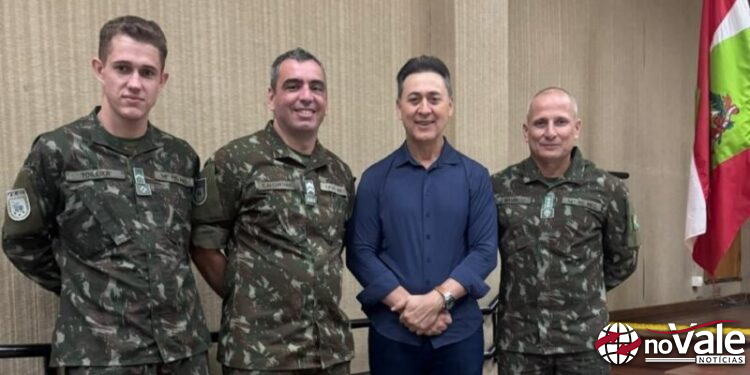 Prefeito de Piratuba, Vanderlei Weber, toma posse como presidente da Junta de Serviço Militar