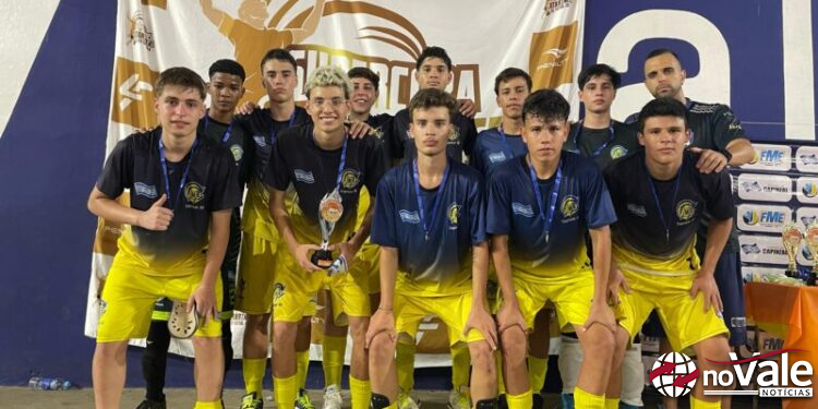 Mais de 700 atletas participam da Super Copa Catarinense de Futsal neste final de semana em Capinzal