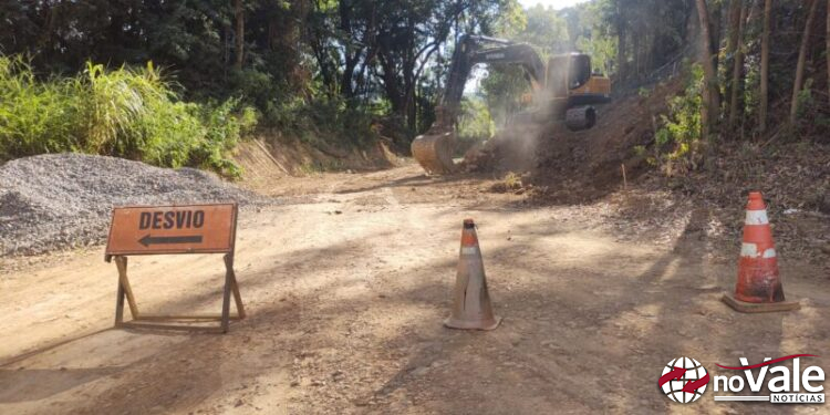 Acesso à Comunidade São Roque é interditado para retomada de obras