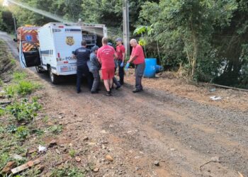 Bombeiros encontram corpo de homem nas águas do Rio do Peixe em Ouro