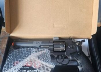 Homem é preso por porte de simulacro de arma de fogo no centro de Capinzal