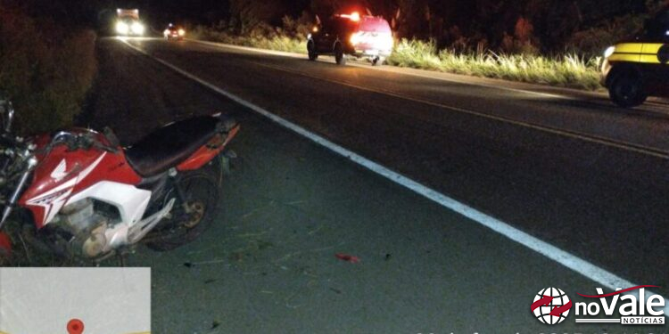 Mulher morre e homem fica ferido em acidente na BR-470 em Curitibanos