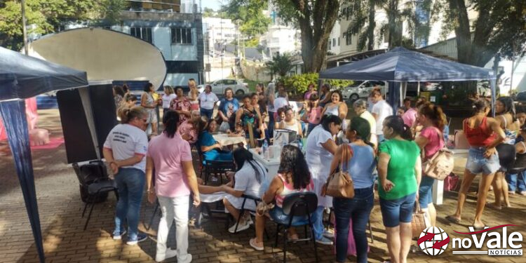 Conselho da Mulher realiza ação social em Capinzal