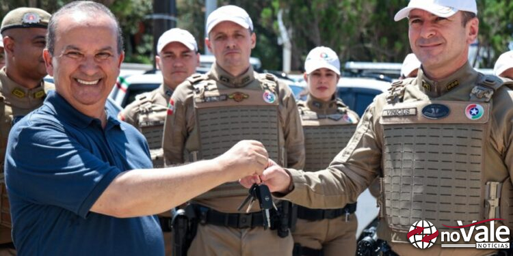 Santa Catarina recebe 25 novas viaturas para reforço no Policiamento Rodoviário e ações humanitárias