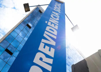 Idade mínima para aposentadoria terá novas regras em 2025