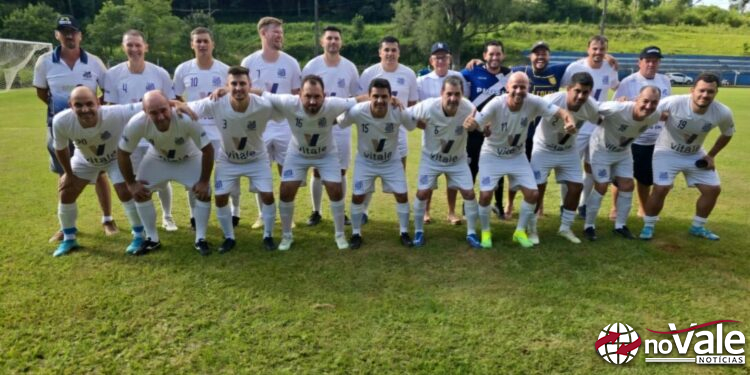 Master Futebol Capinzal goleia Frei Bruno em Joaçaba por 5 a 2