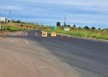 Empresa desvia trânsito para continuidade das obras da SC-467