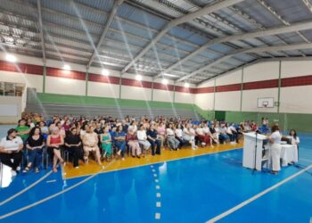 Escola São Cristóvão realiza primeira assembleia de pais de 2025