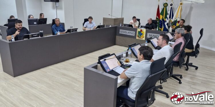 Câmara de Vereadores de Capinzal aprova moção de apelo ao Senado por castração química para condenados por pedofilia