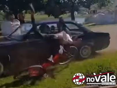 Mulher atropelada em evento de arrancadão no RS tem perna amputada