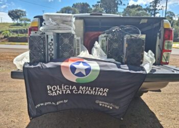 Polícia Militar Rodoviária apreende equipamentos de informática de alto valor em Caçador