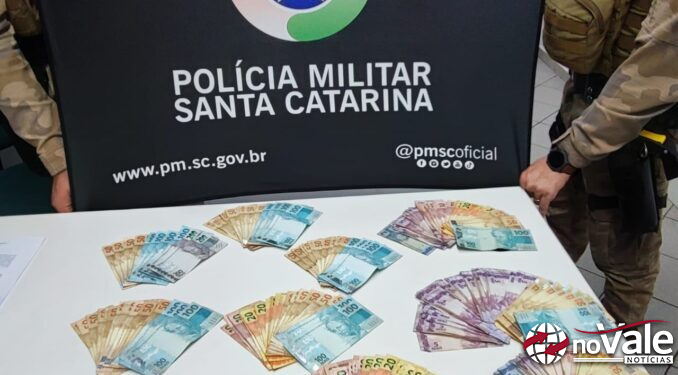 Polícia apreende mais de 9 mil em dinheiro provenientes de tráfico de drogas em Herval D’Oeste