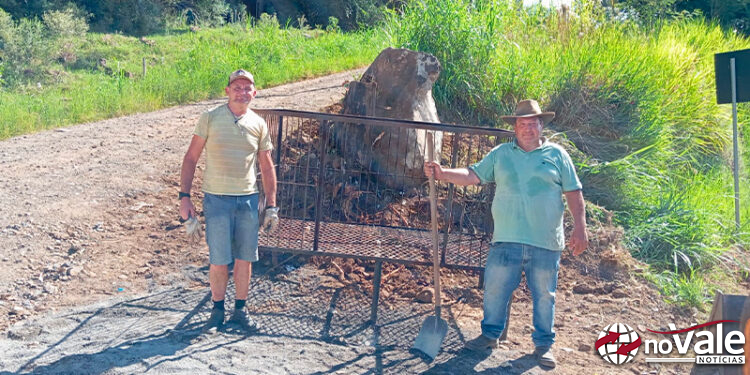 Secretaria de Infraestrutura realiza ação de limpeza e organização urbana
