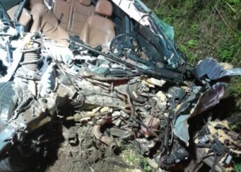 Colisão entre carro e trator resulta em um morto na SC-464 em Salto Veloso