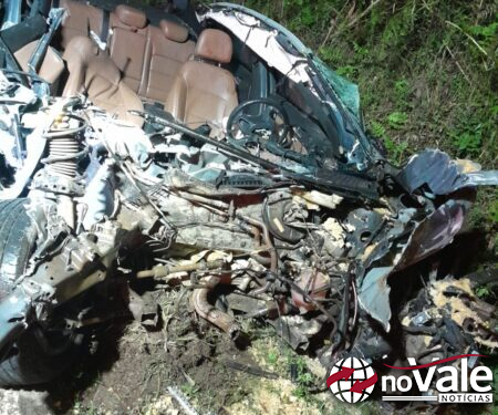 Colisão entre carro e trator resulta em um morto na SC-464 em Salto Veloso
