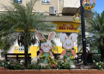 Finalizada colocação da decoração de Páscoa em Capinzal