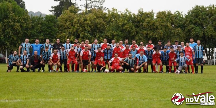 Grenal dos ídolos é sucesso em Zortéa