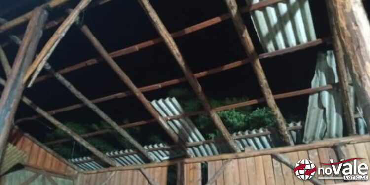 Granizo causa prejuízos em Anita Garibaldi