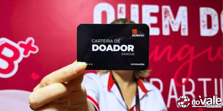 HEMOSC lança novos modelos de carteirinhas para doadores de sangue em Santa Catarina