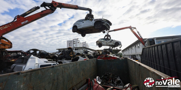 Governo do Estado inicia segunda etapa da Operação Limpa Pátios do Detran/SC