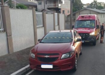 Madrasta afirma que esqueceu de levar criança encontrada morta em carro para creche em Videira