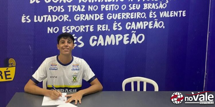 Santo André oficializa contratação de jovem zagueiro Zorteense para o Paulista Sub-17