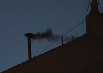 Conclave encerra sem definição na primeira votação