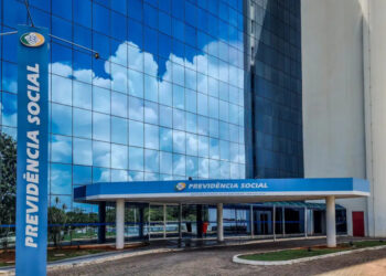 INSS começa a devolver descontos indevidos nesta segunda-feira (26)