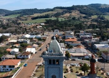 Prefeito de Jaborá veta projeto e propõe aumento de 50% em diárias, Contra 16,57% da Câmara de vereadores