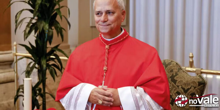 Cardeal Robert Francis Prevost, é eleito Papa Leão XIV