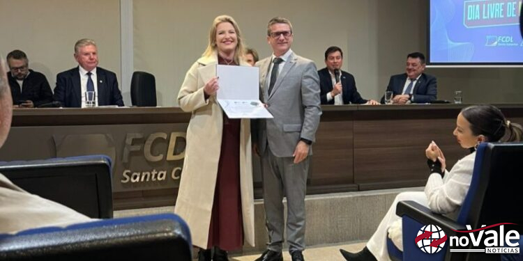 CDL Jovem de Capinzal, Ouro e Lacerdópolis é Destaque Estadual no Dia Livre de Impostos 2025