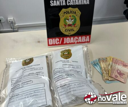 Jovem é presa por tráfico de drogas durante operação da Polícia Civil em Joaçaba