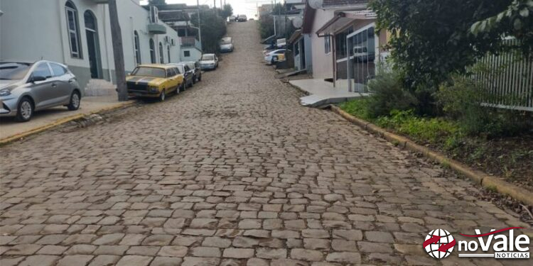 Entregue ordem para pavimentação em concreto da Rua Tertulino Pedro da Silva na Vila Sete