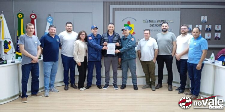 Câmara de Zortéa homenageia Corpo de Bombeiros pelos 26 anos de atuação na região