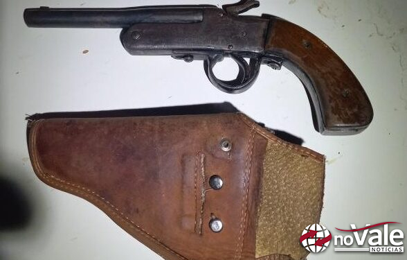 Polícia Militar realiza prisões por furto e porte ilegal de arma em Anita Garibaldi