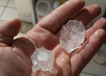 Chuva de granizo provoca estragos em comunidades de Lacerdópolis e Zortéa