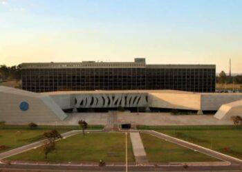 Justiça nega liberdade a mulher acusada de furtos em Ipira e Piratuba