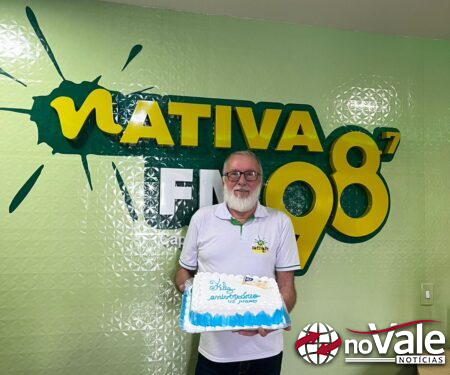 Dionísio Carlos comemora 42 anos de comunicação no rádio