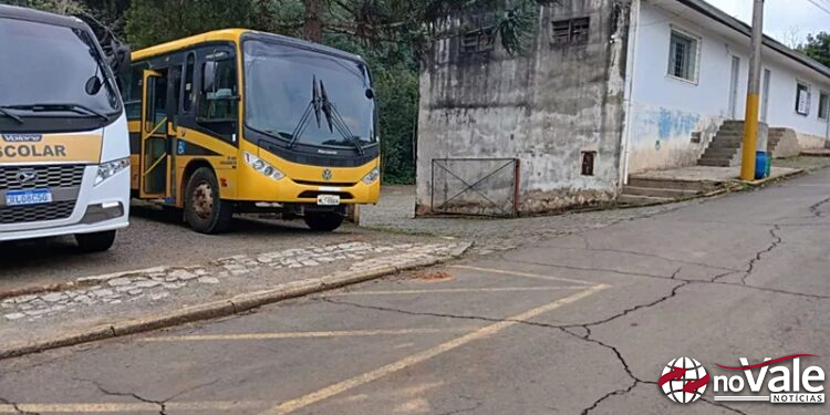 Motoristas da educação de Capinzal ameaçam paralisar atividades por reajuste salarial