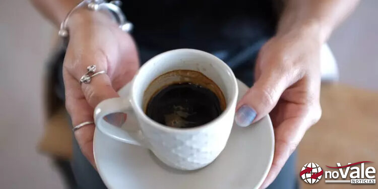 Estudo afirma que café preto e sem açúcar faz bem para coração e longevidade