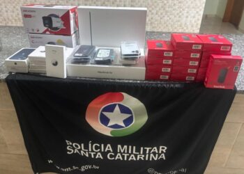 Eletrônicos são apreendidos em abordagem na BR-282 em Xanxerê